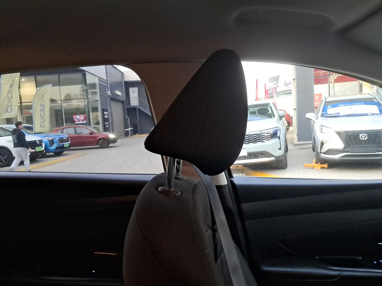 HYUNDAI - 15