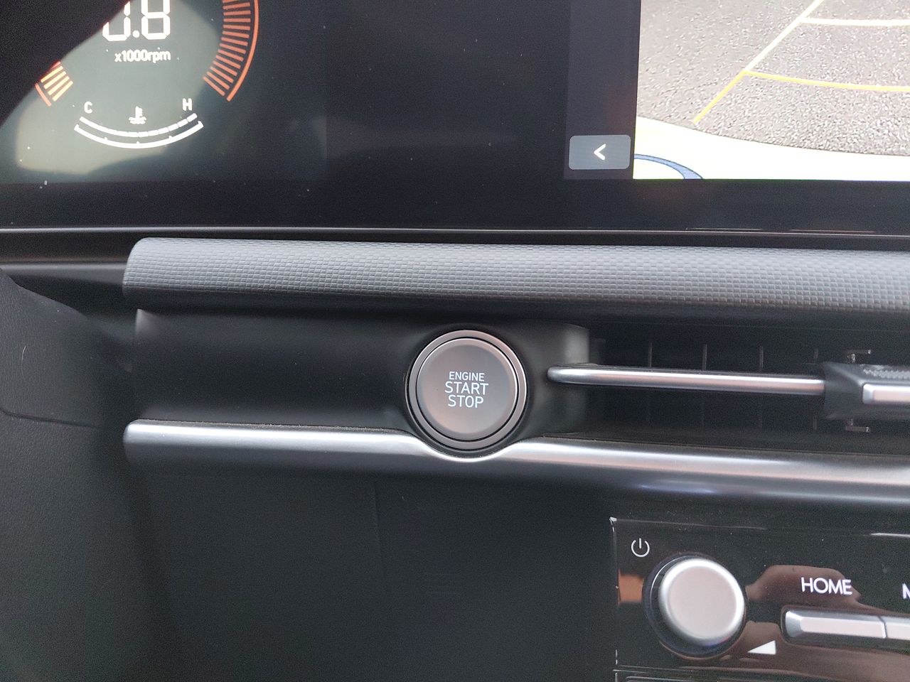 HYUNDAI - 24