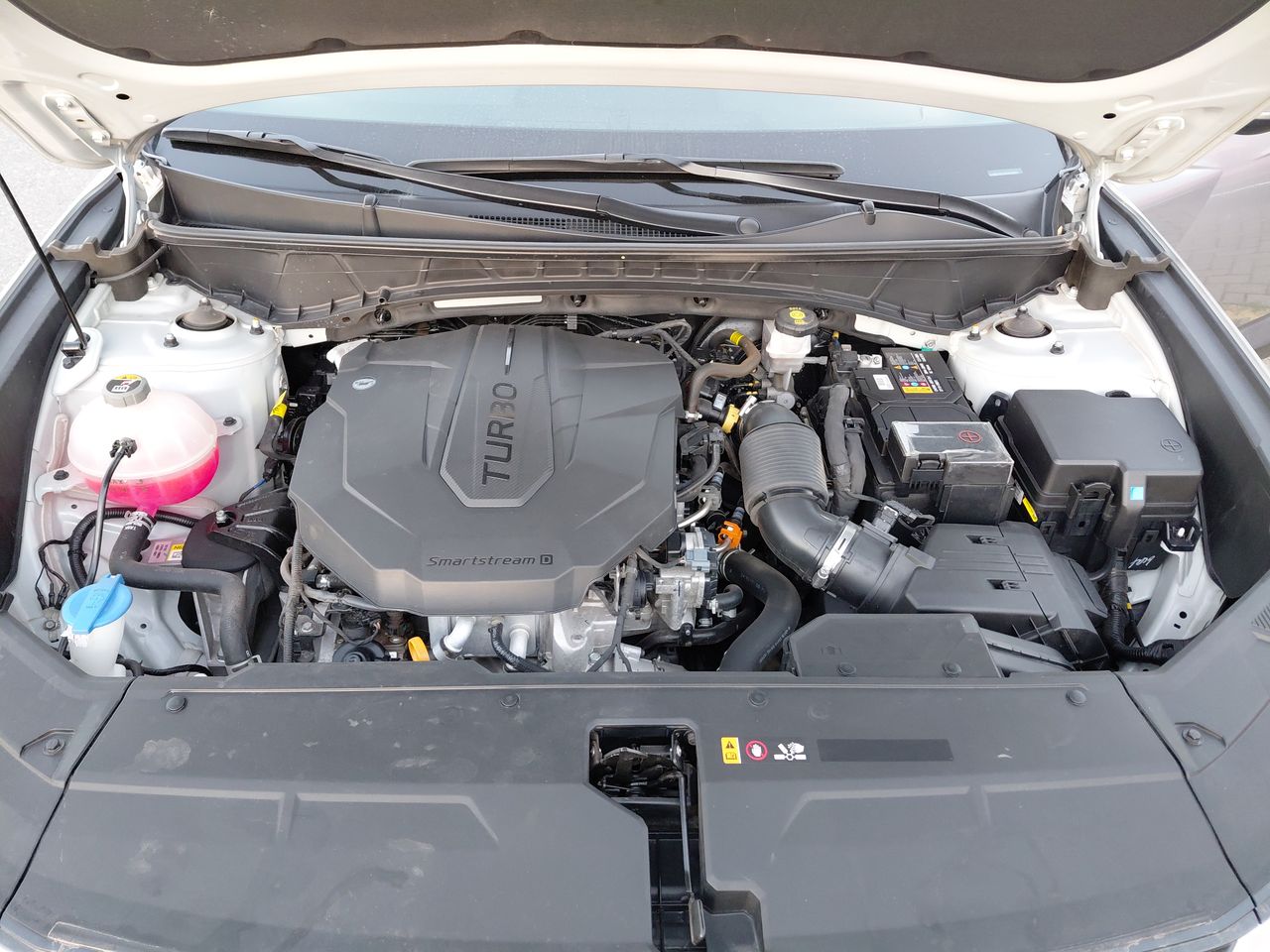 HYUNDAI - 8