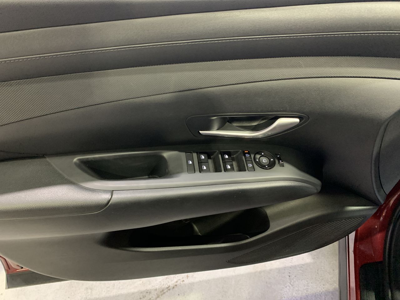 HYUNDAI - 13