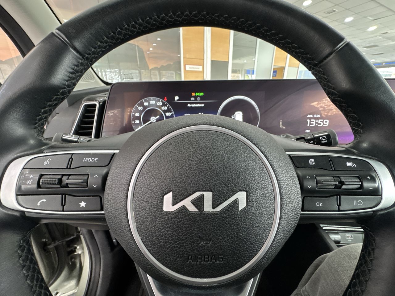 KIA Sportage — foto 11 de 19