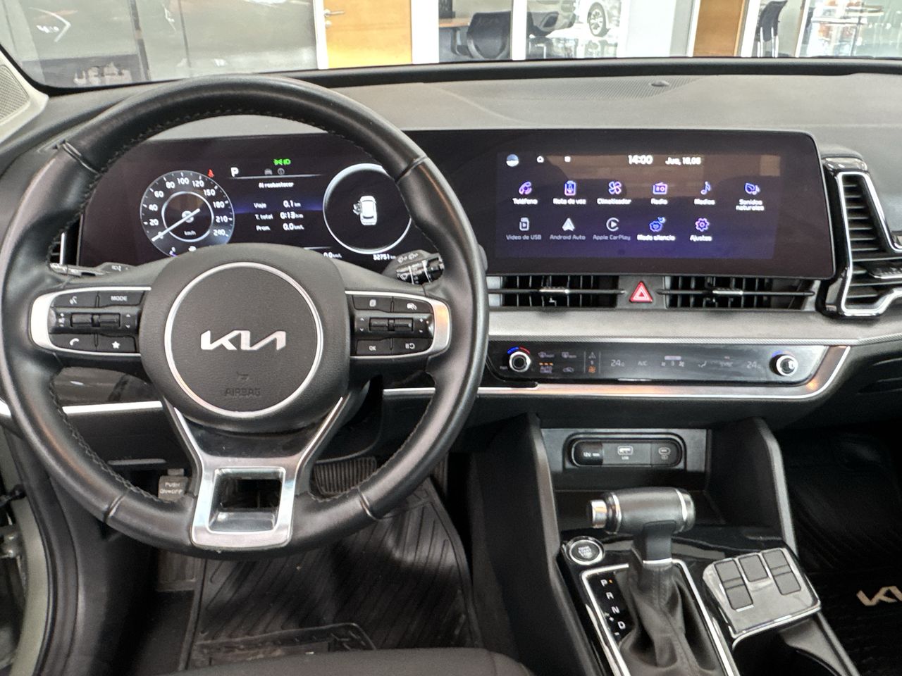 KIA Sportage — foto 17 de 19