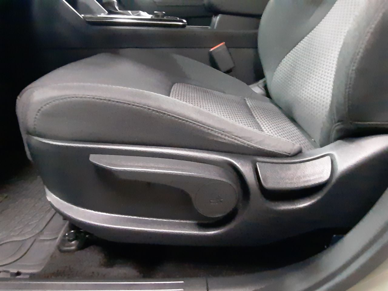 KIA Sportage — foto 16 de 28