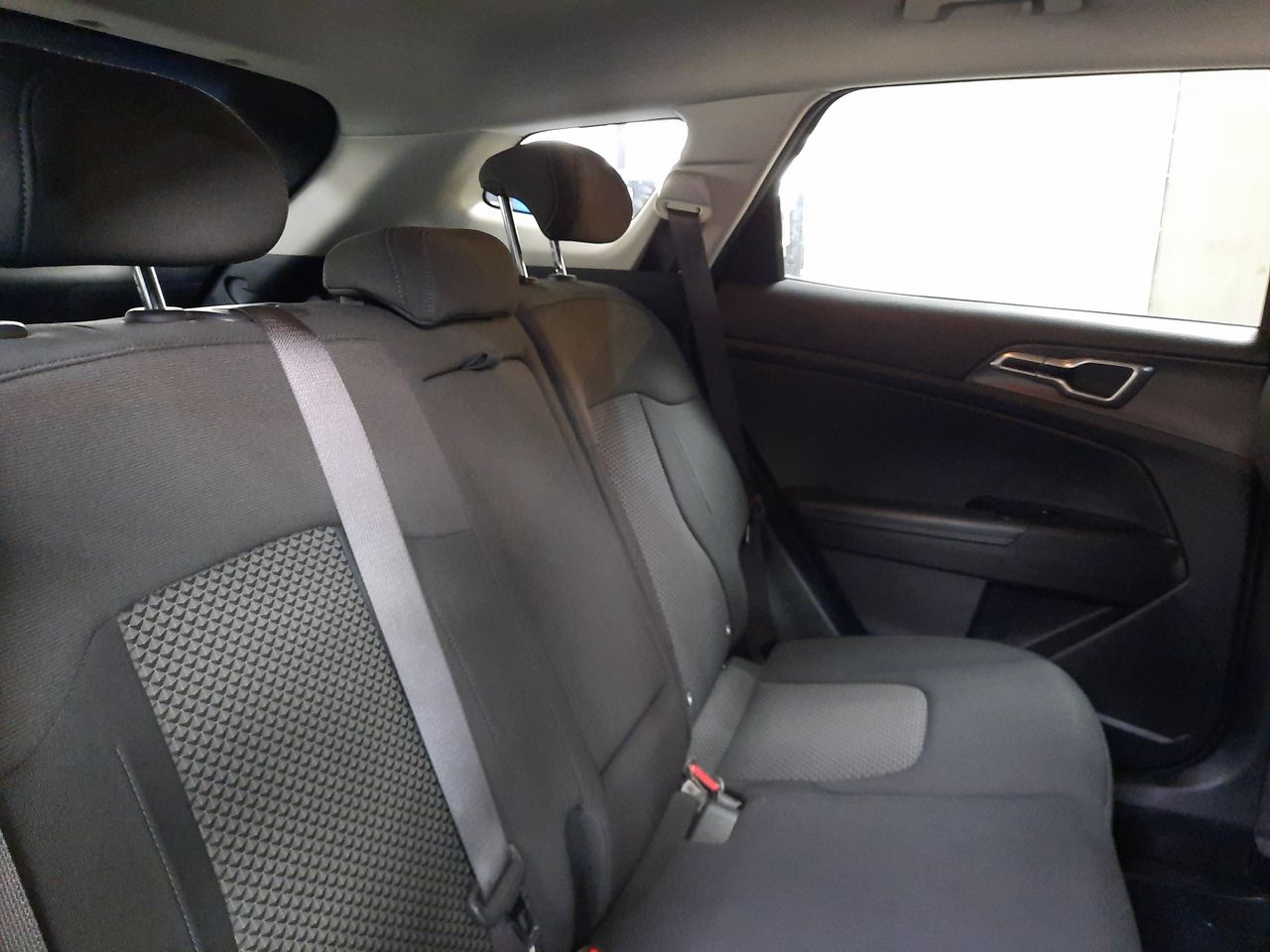 KIA Sportage — foto 7 de 28