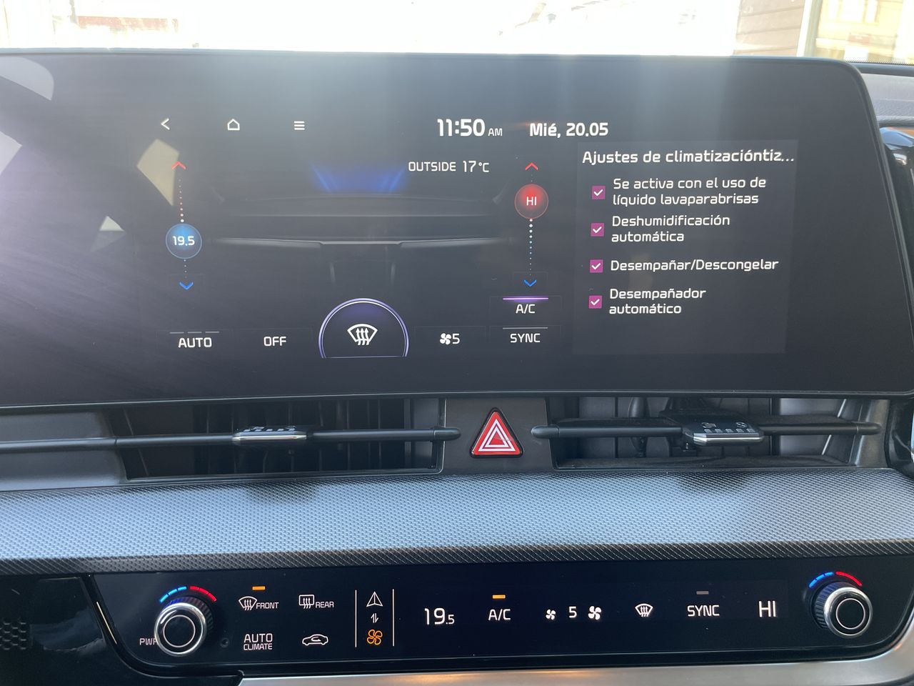 KIA Sportage — foto 29 de 33