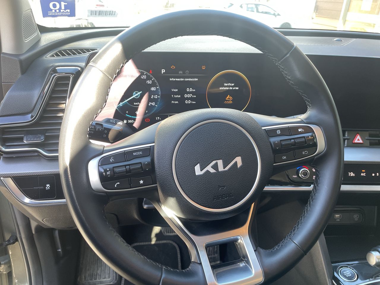 KIA Sportage — foto 24 de 33