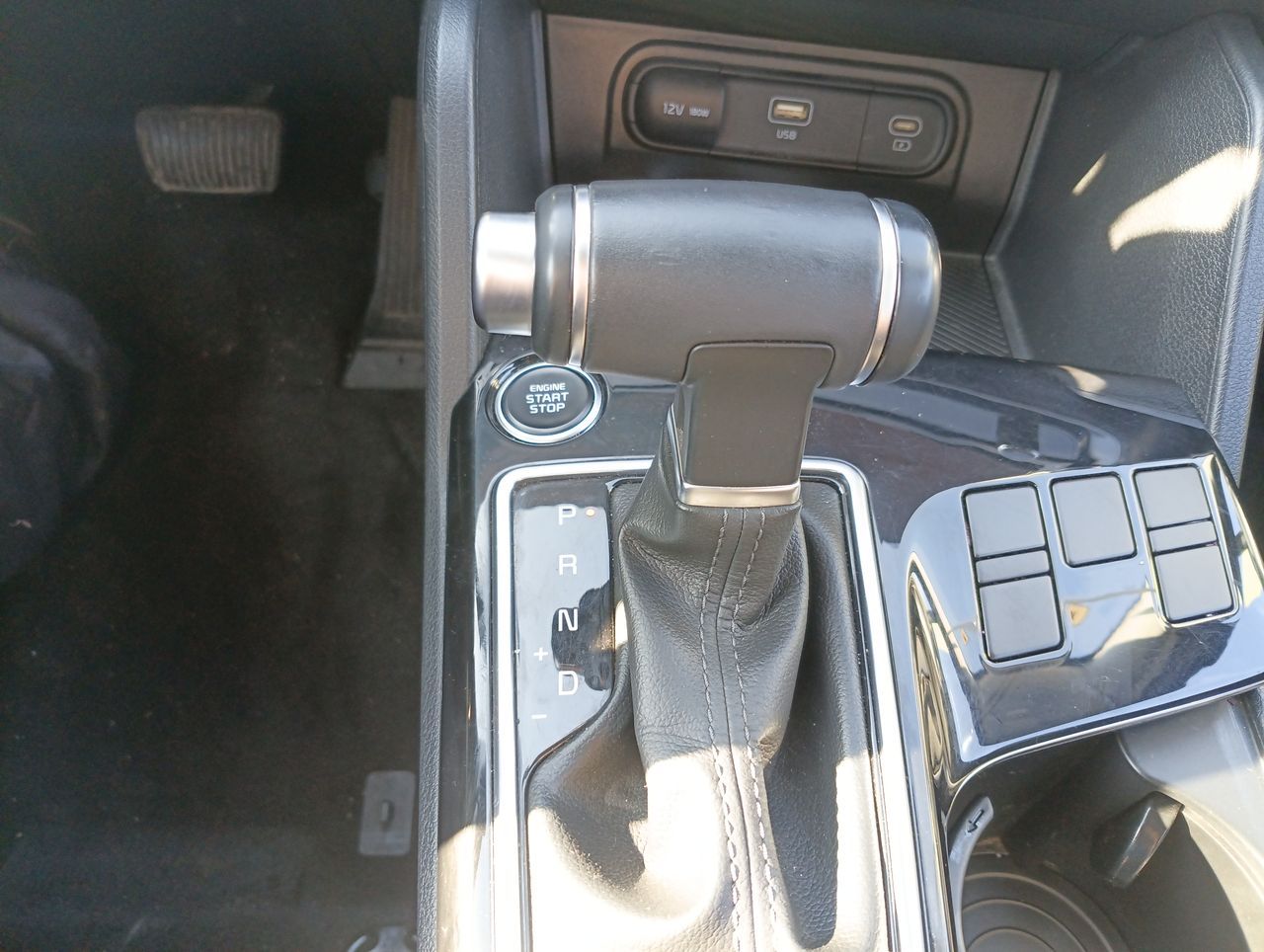 KIA Sportage — foto 24 de 28