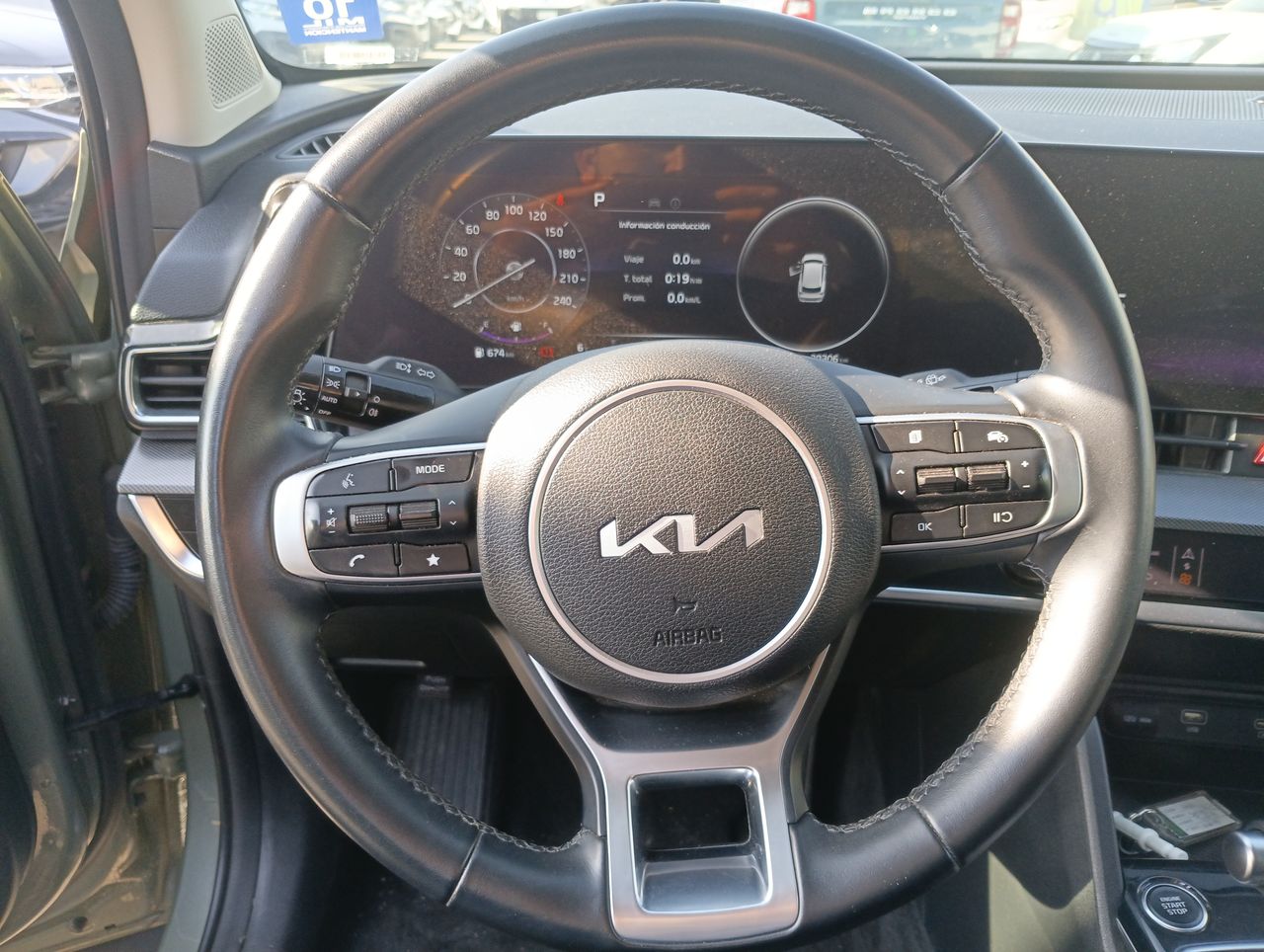 KIA Sportage — foto 18 de 28
