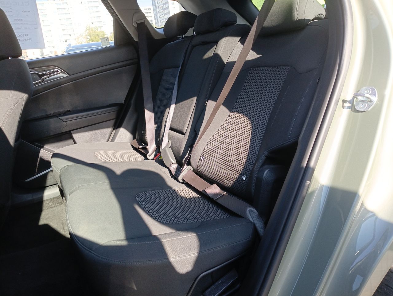 KIA Sportage — foto 3 de 28