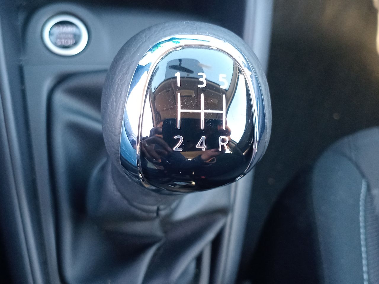 NISSAN - 20