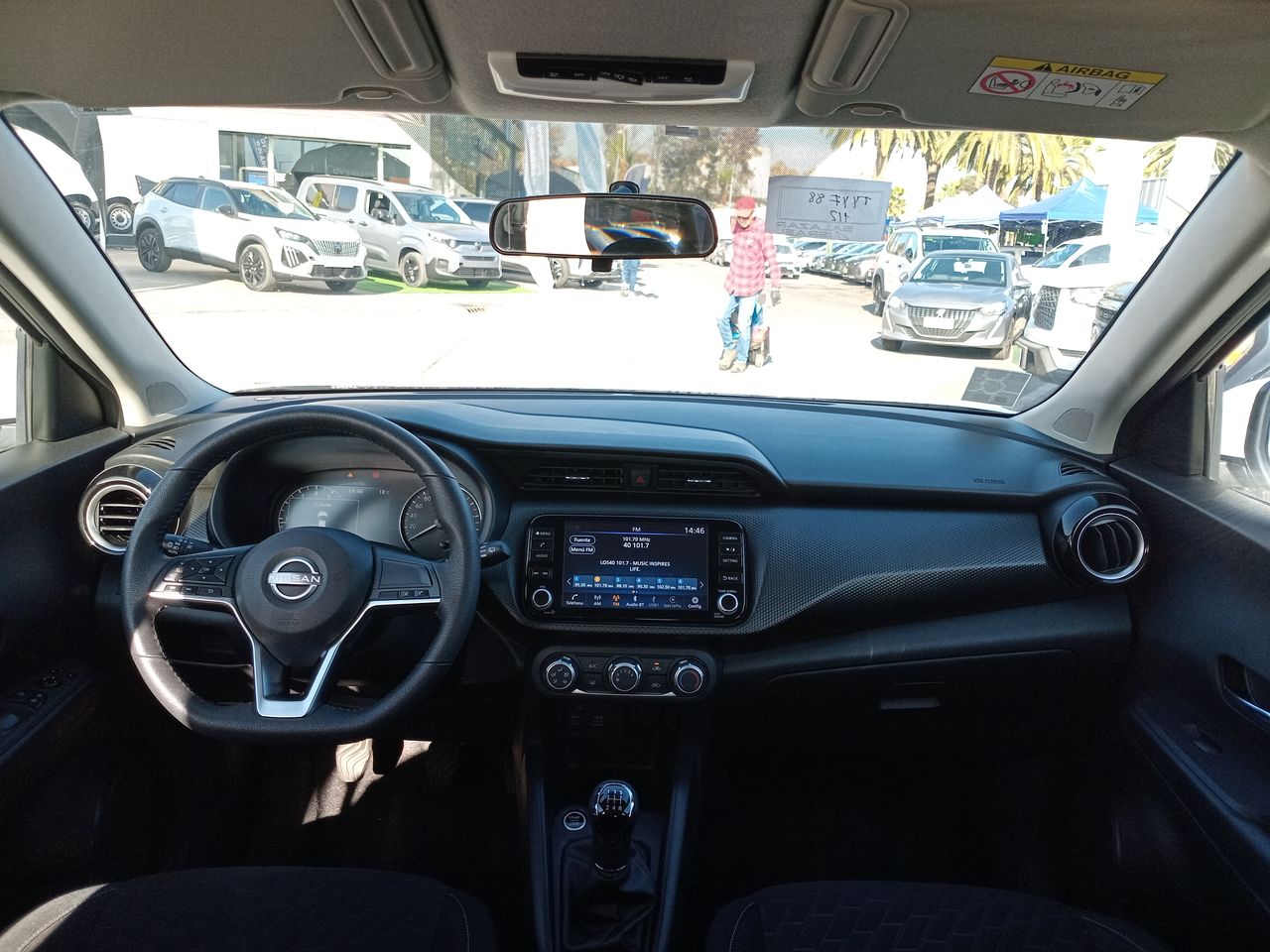 NISSAN - 21