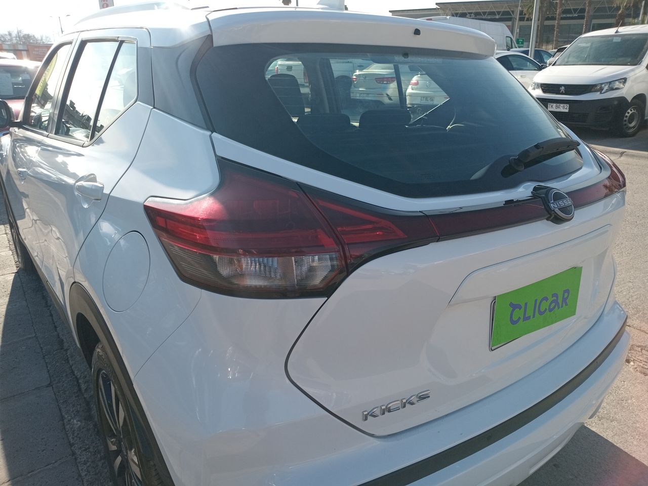 NISSAN - 9
