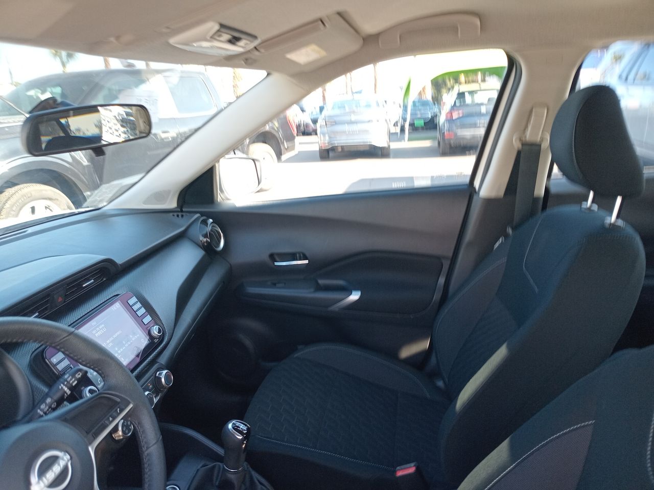 NISSAN - 2