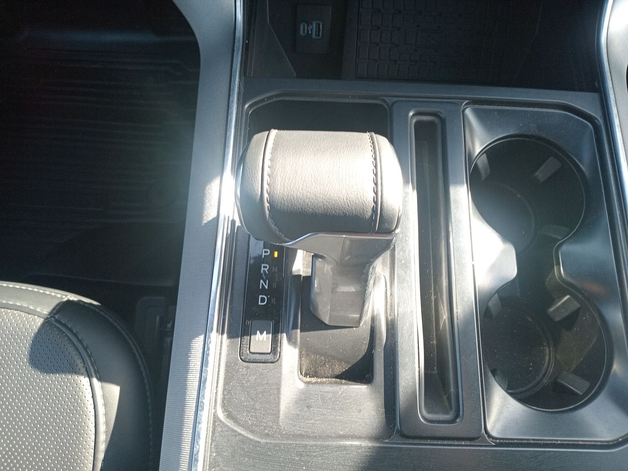 Ford F-150 — foto 30 de 35