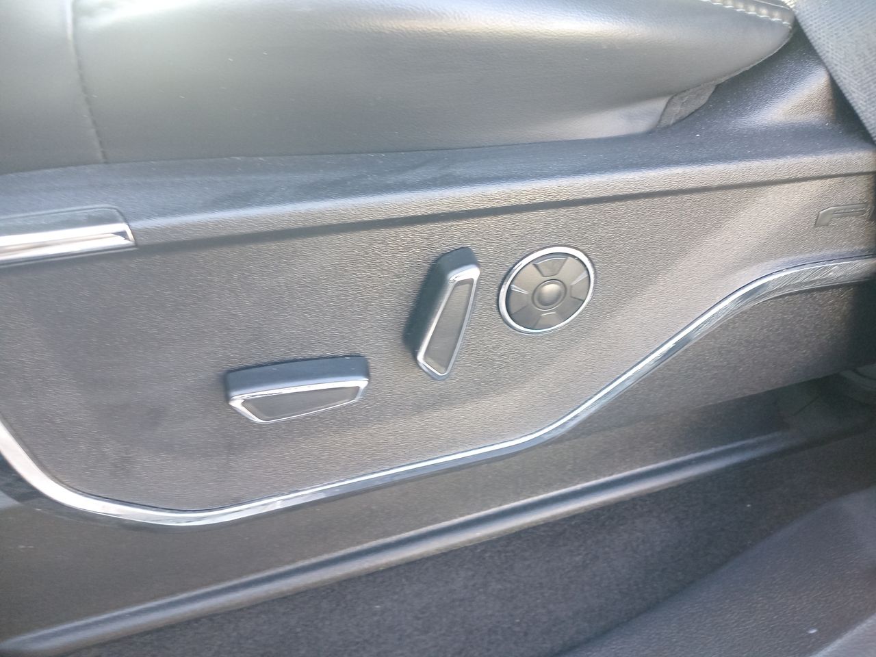 Ford F-150 — foto 22 de 35