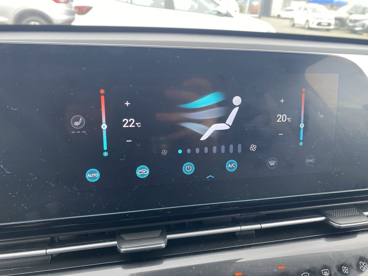 Omoda C5 — foto 23 de 28