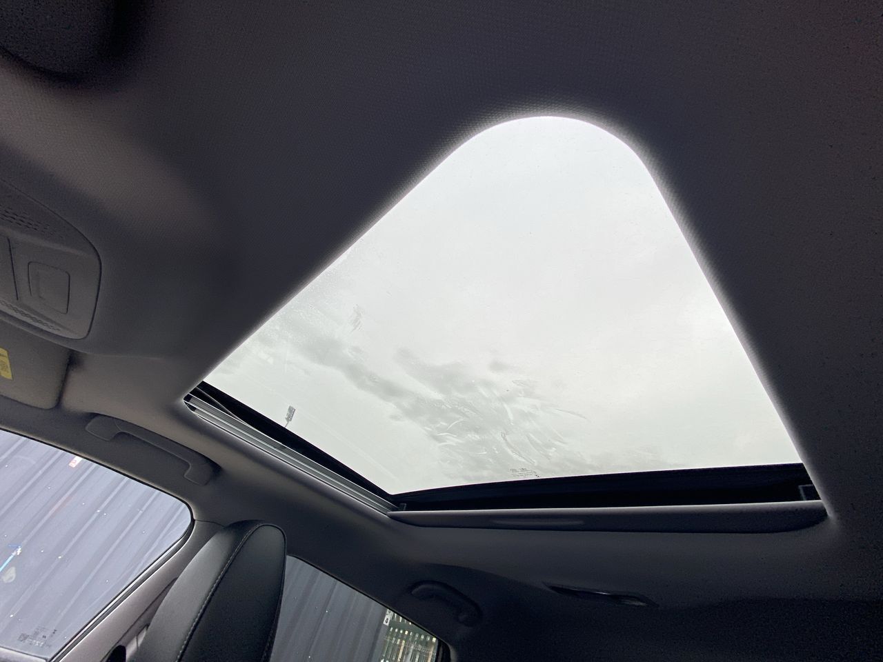Omoda C5 — foto 26 de 28