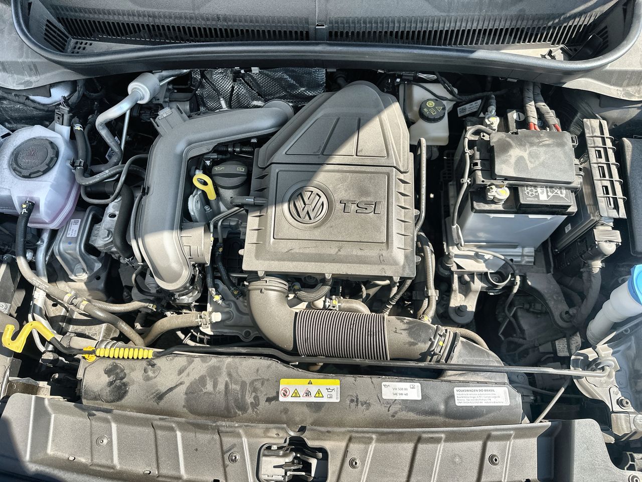 VOLKSWAGEN - 18