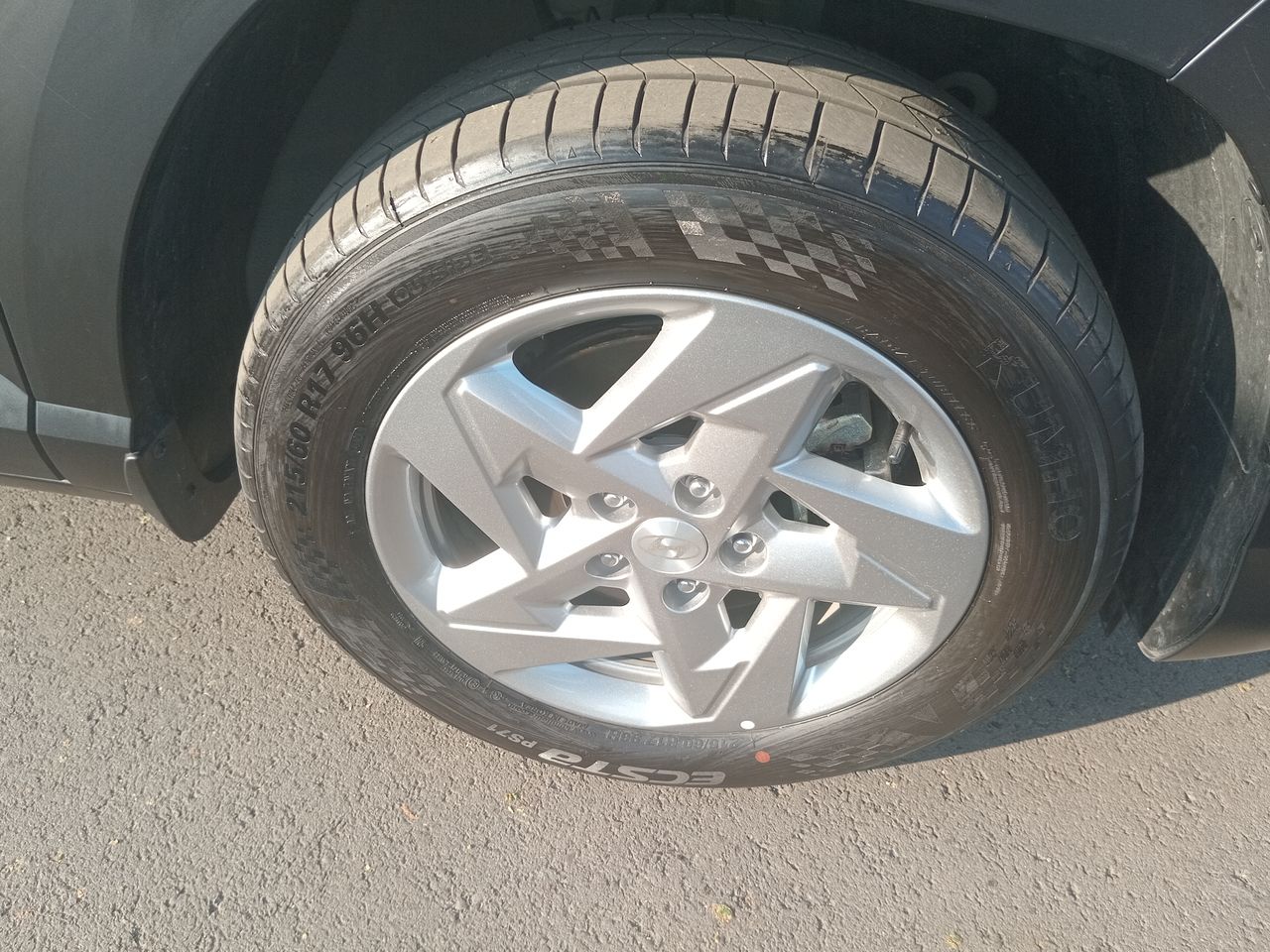 HYUNDAI - 17