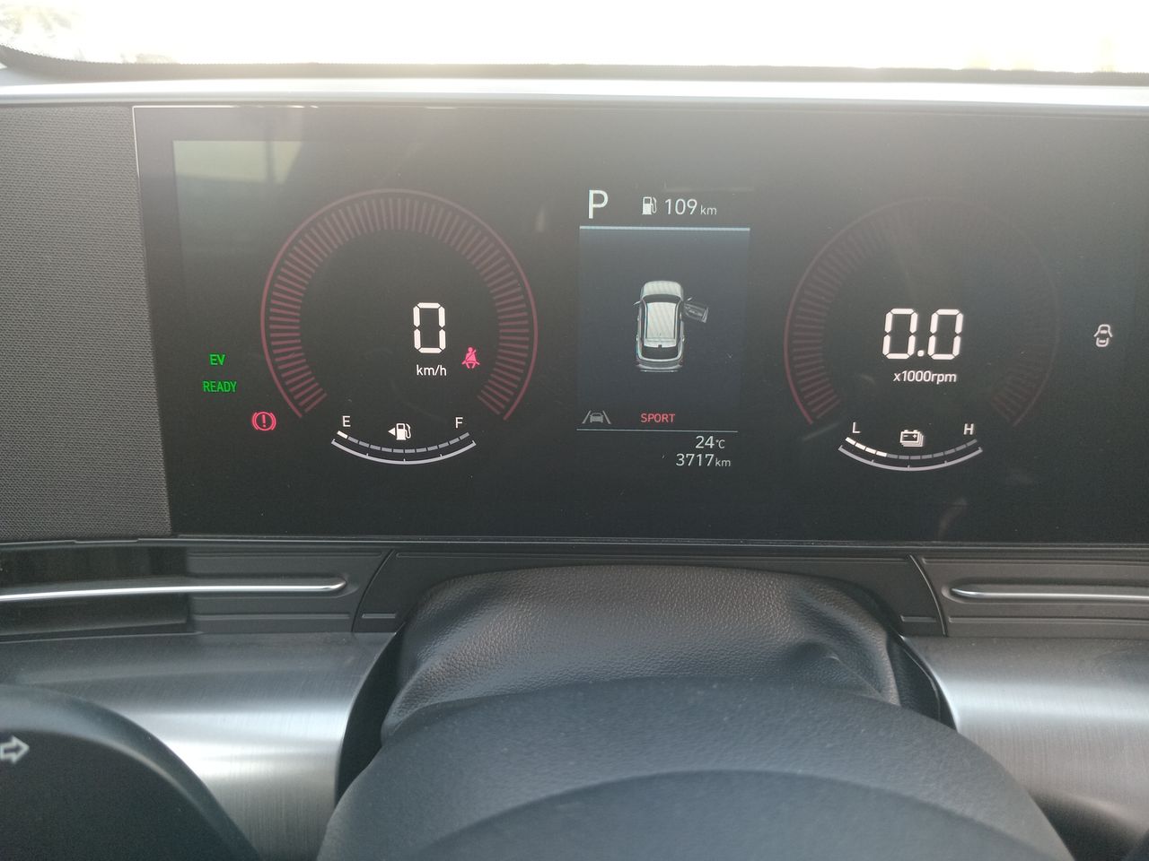 HYUNDAI - 27