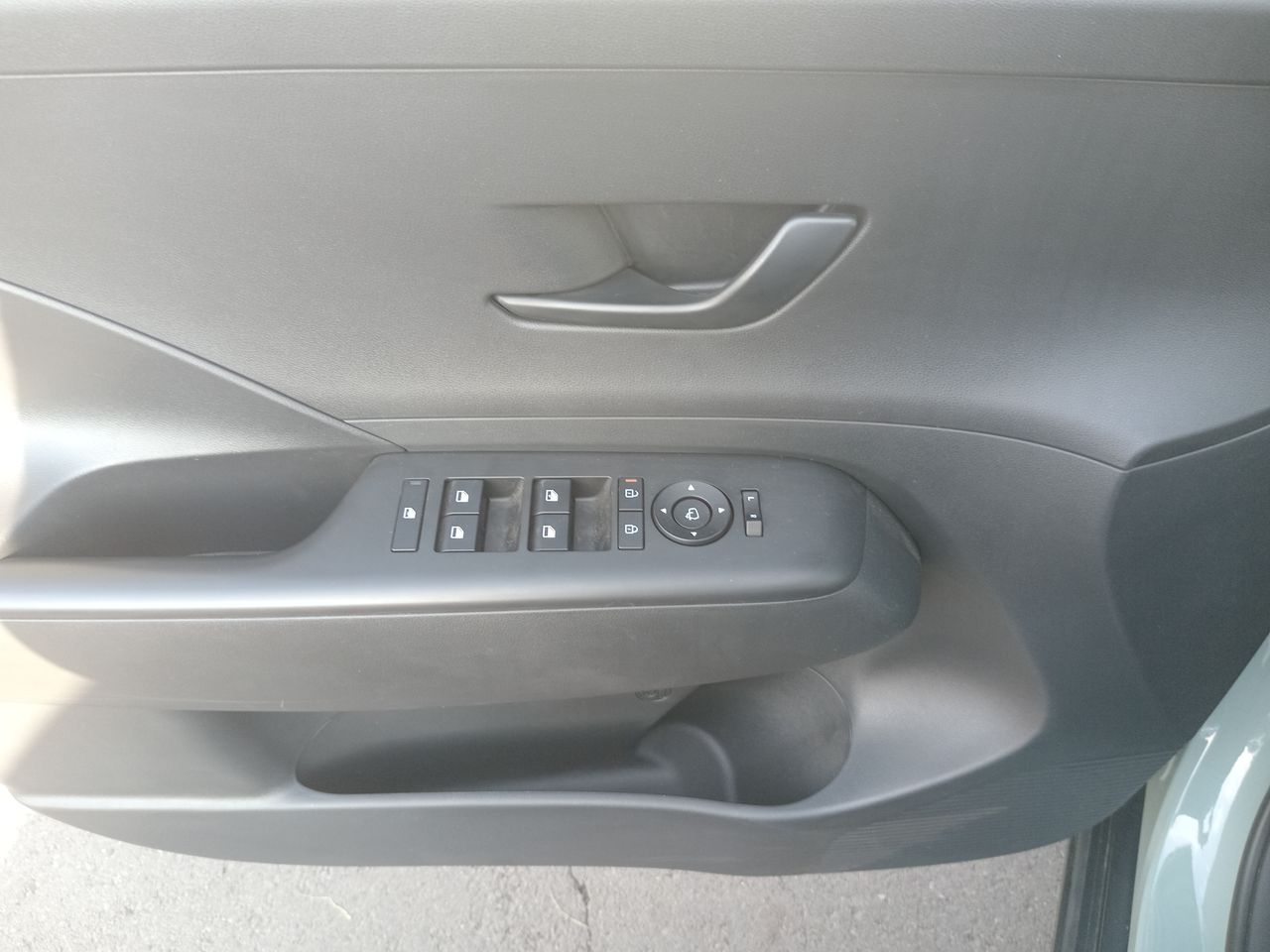 HYUNDAI - 22