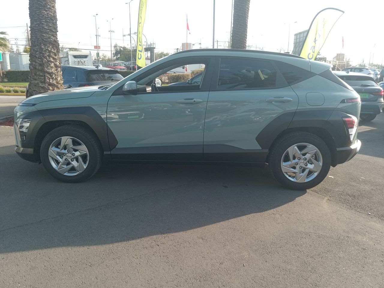 HYUNDAI - 4