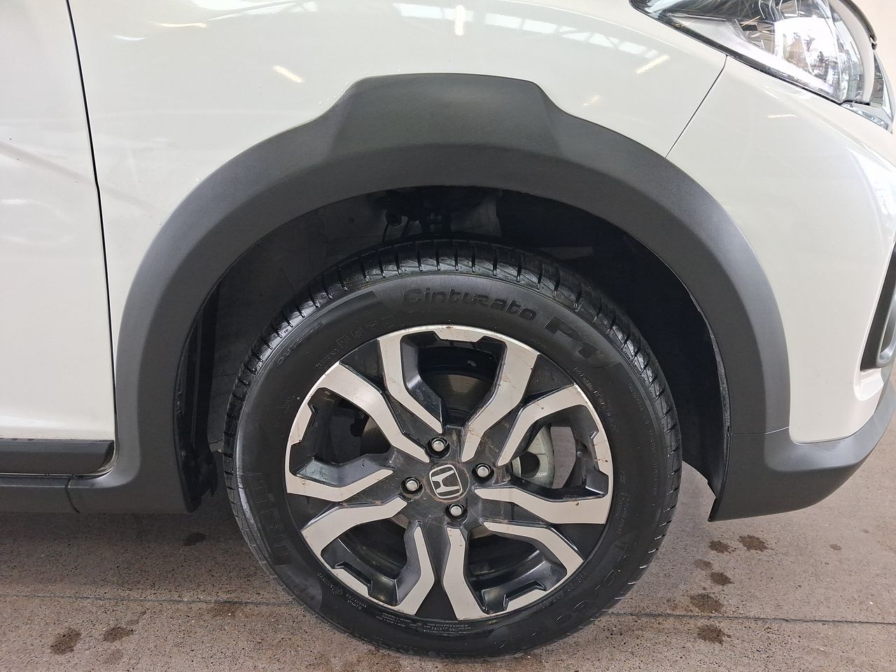 Honda WR-V — foto 10 de 23