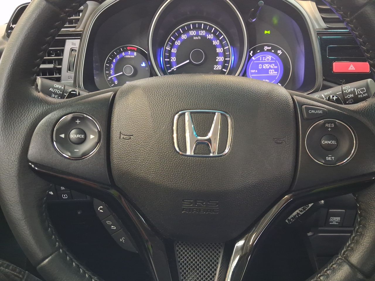 Honda WR-V — foto 17 de 23