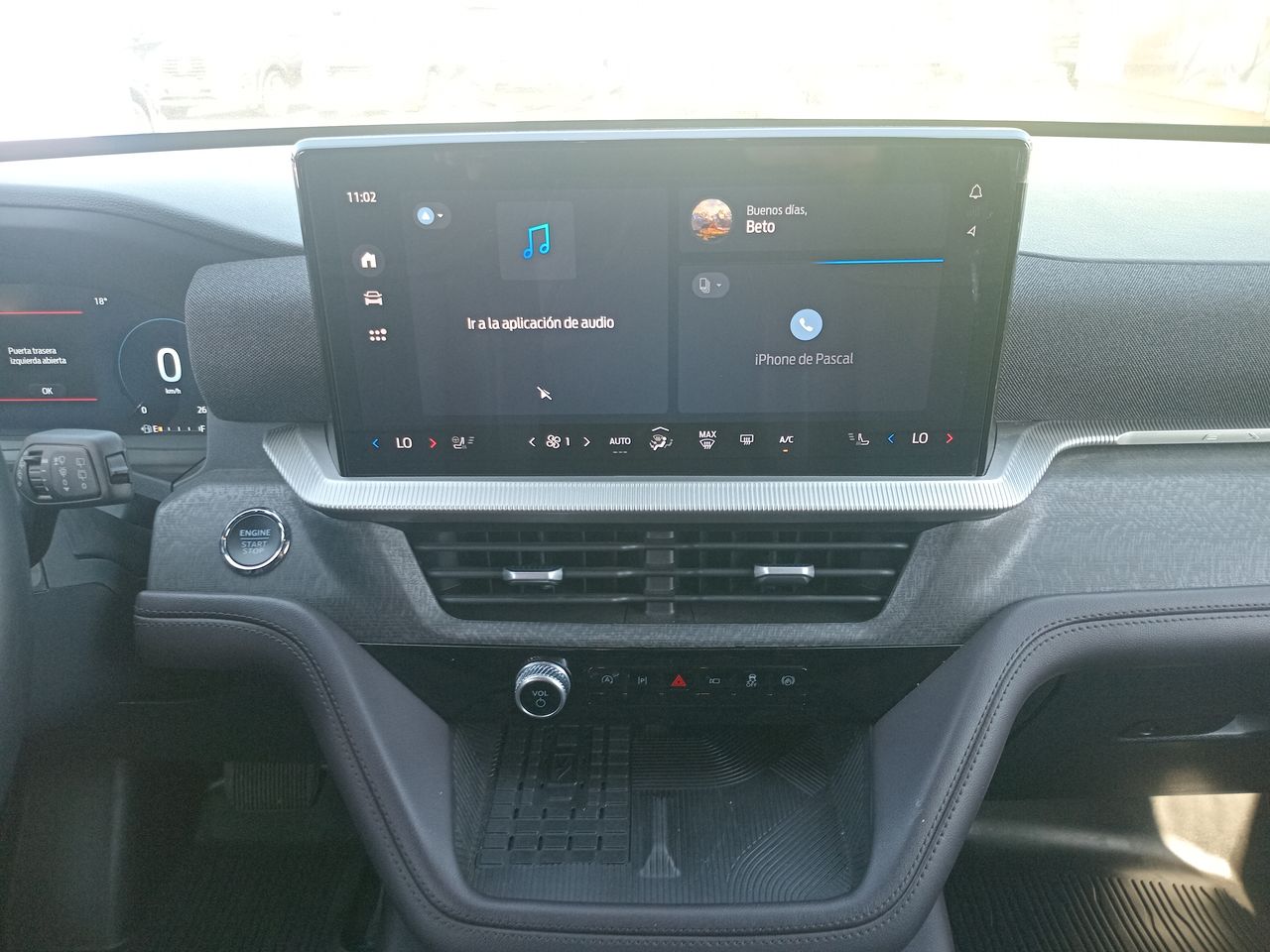 Ford Explorer — foto 28 de 37
