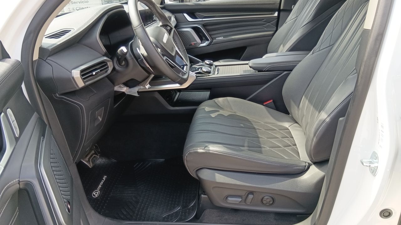 Maxus D90 — foto 23 de 38