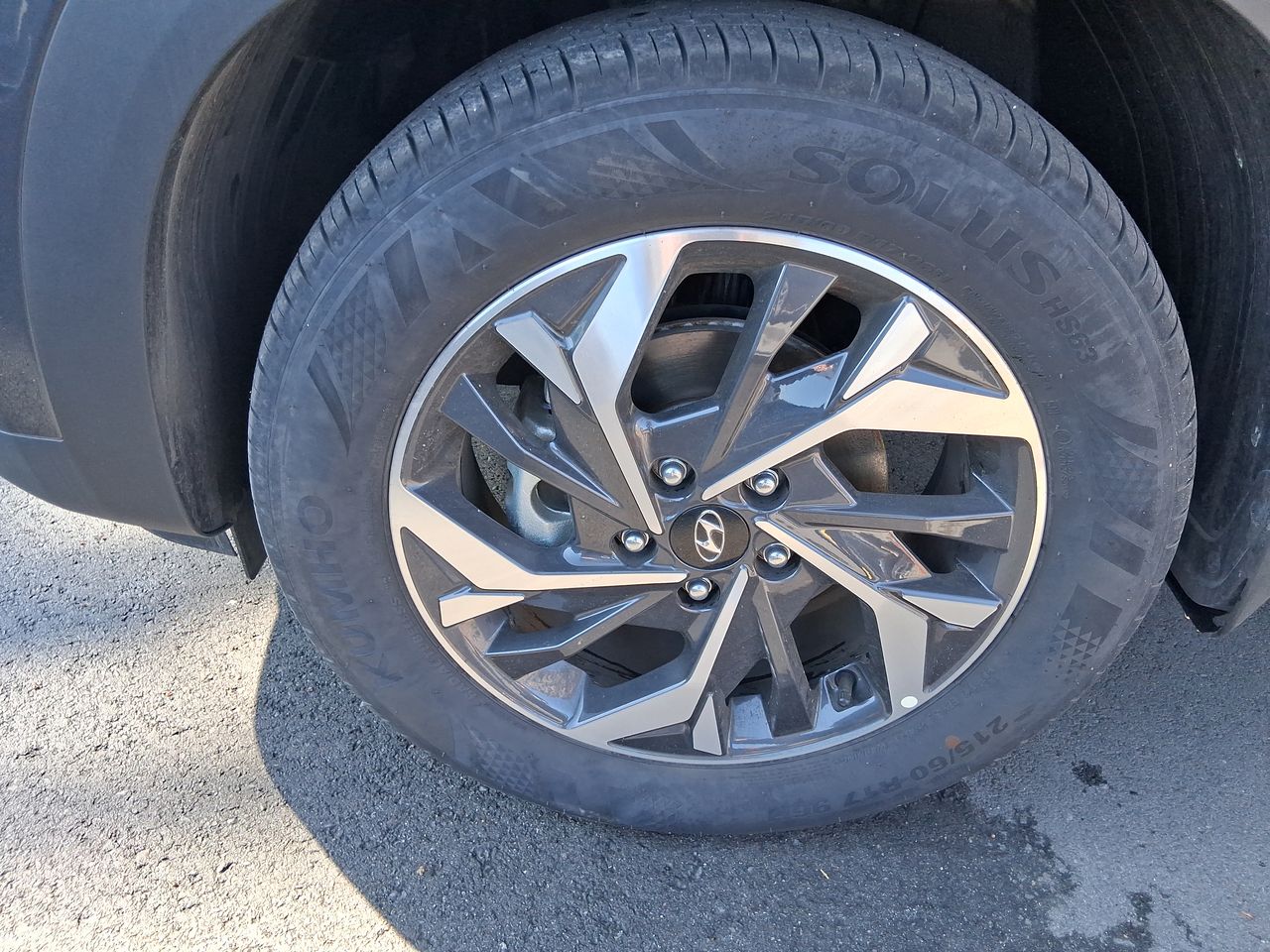 HYUNDAI - 17