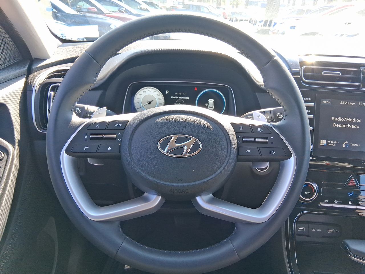 HYUNDAI - 26