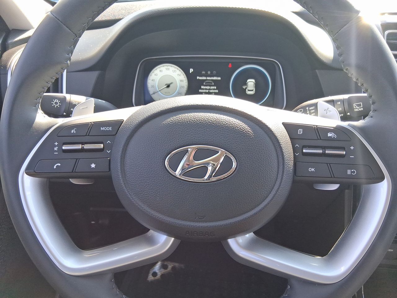 HYUNDAI - 27