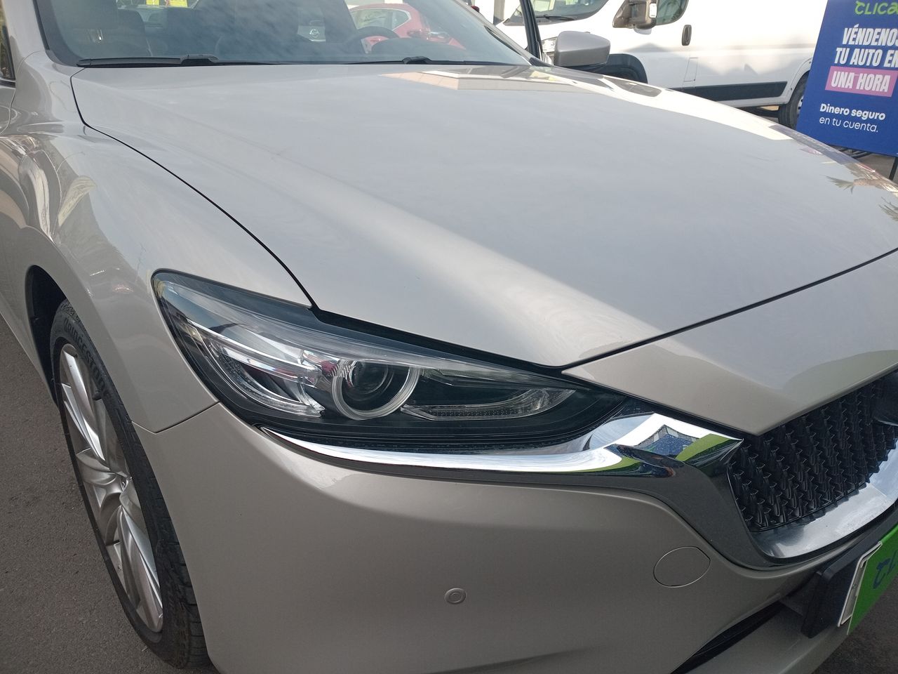 Mazda 6 — foto 18 de 35