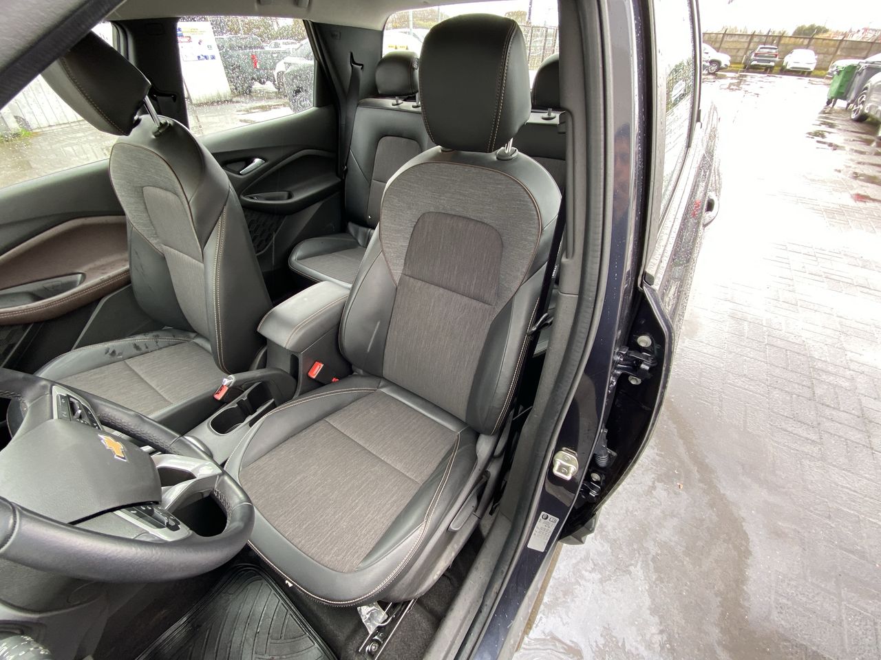 Nissan Kicks — foto 26 de 36