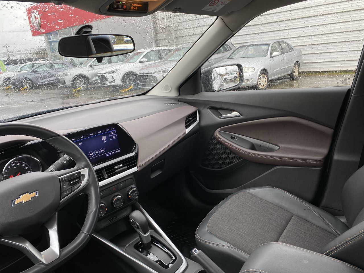 Nissan Kicks — foto 11 de 36