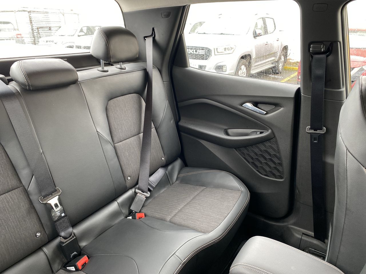 Nissan Kicks — foto 15 de 36
