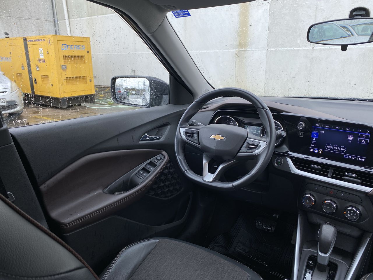 Nissan Kicks — foto 17 de 36