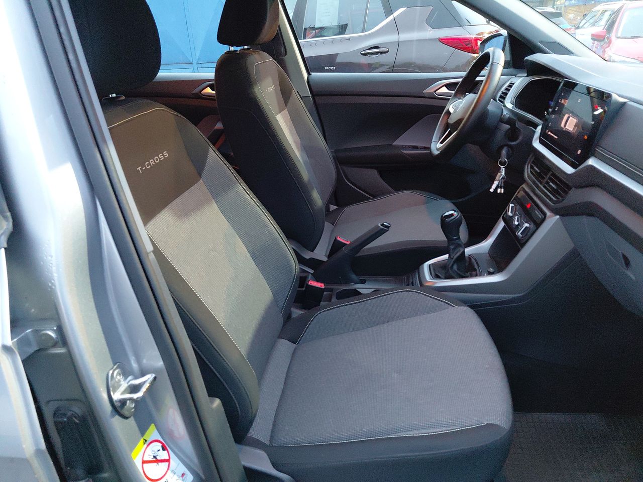 Volkswagen T-Cross — foto 31 de 33
