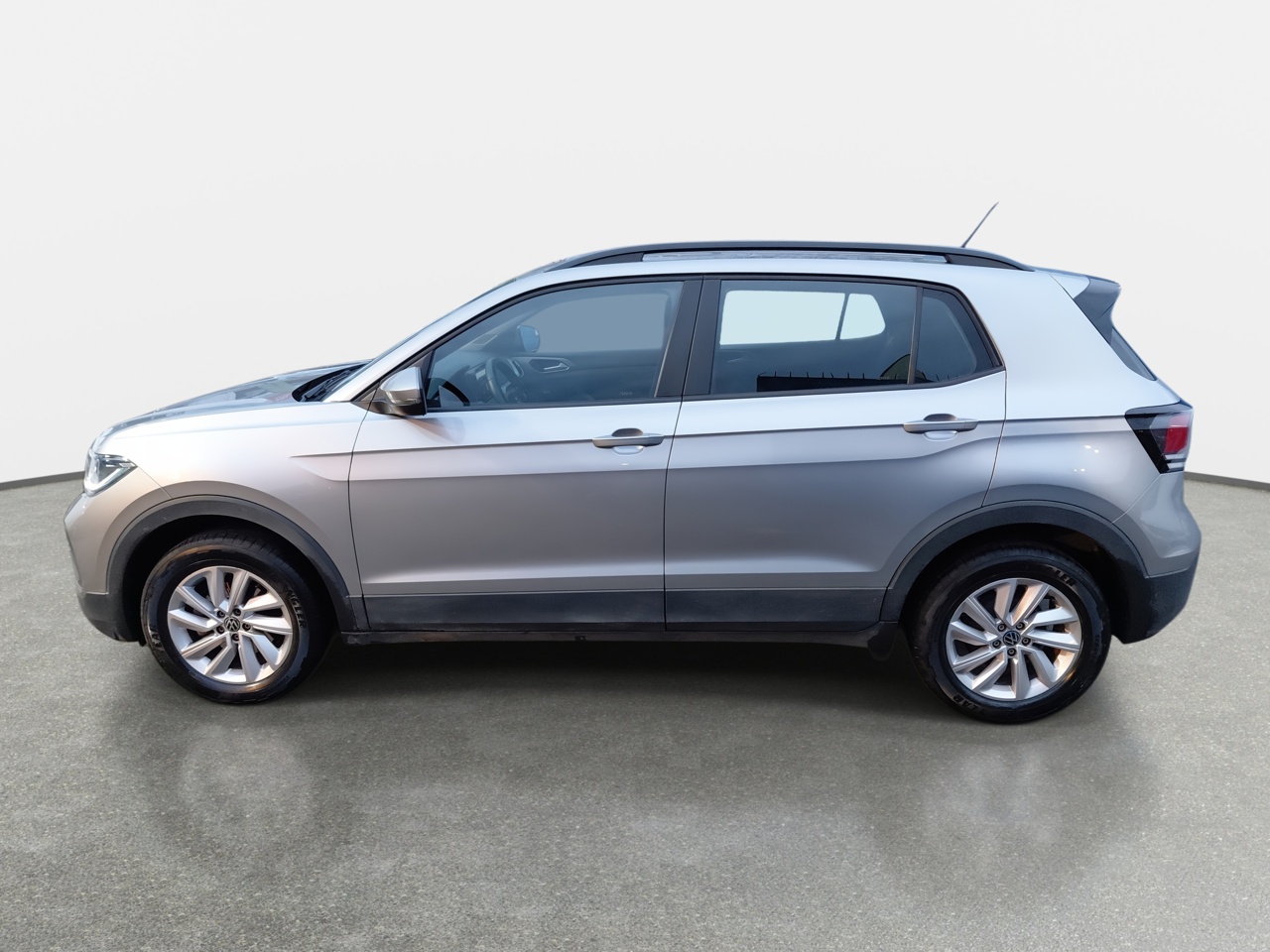 VOLKSWAGEN - 4