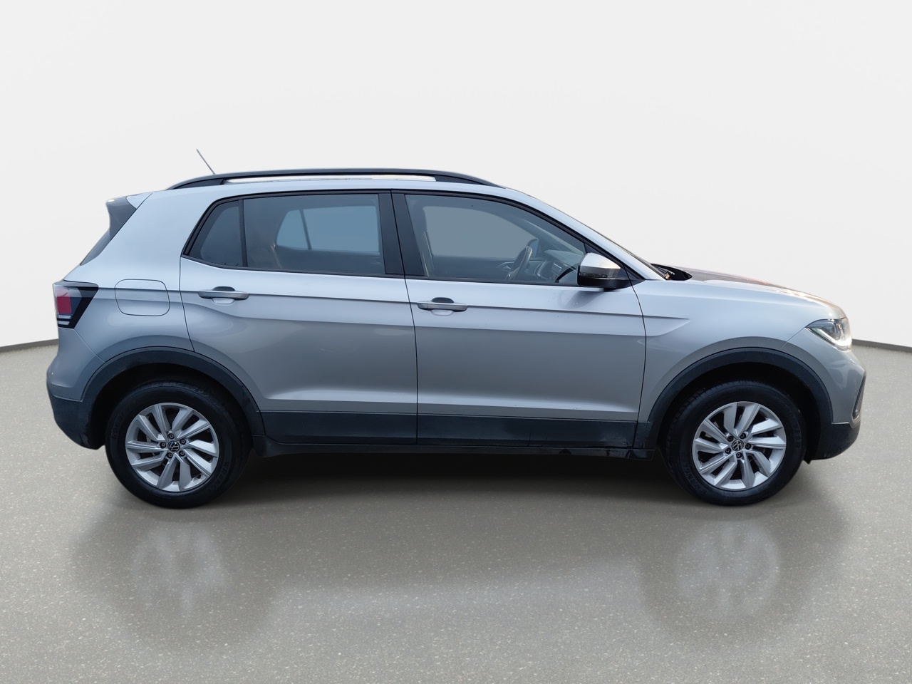 Volkswagen T-Cross — foto 9 de 33