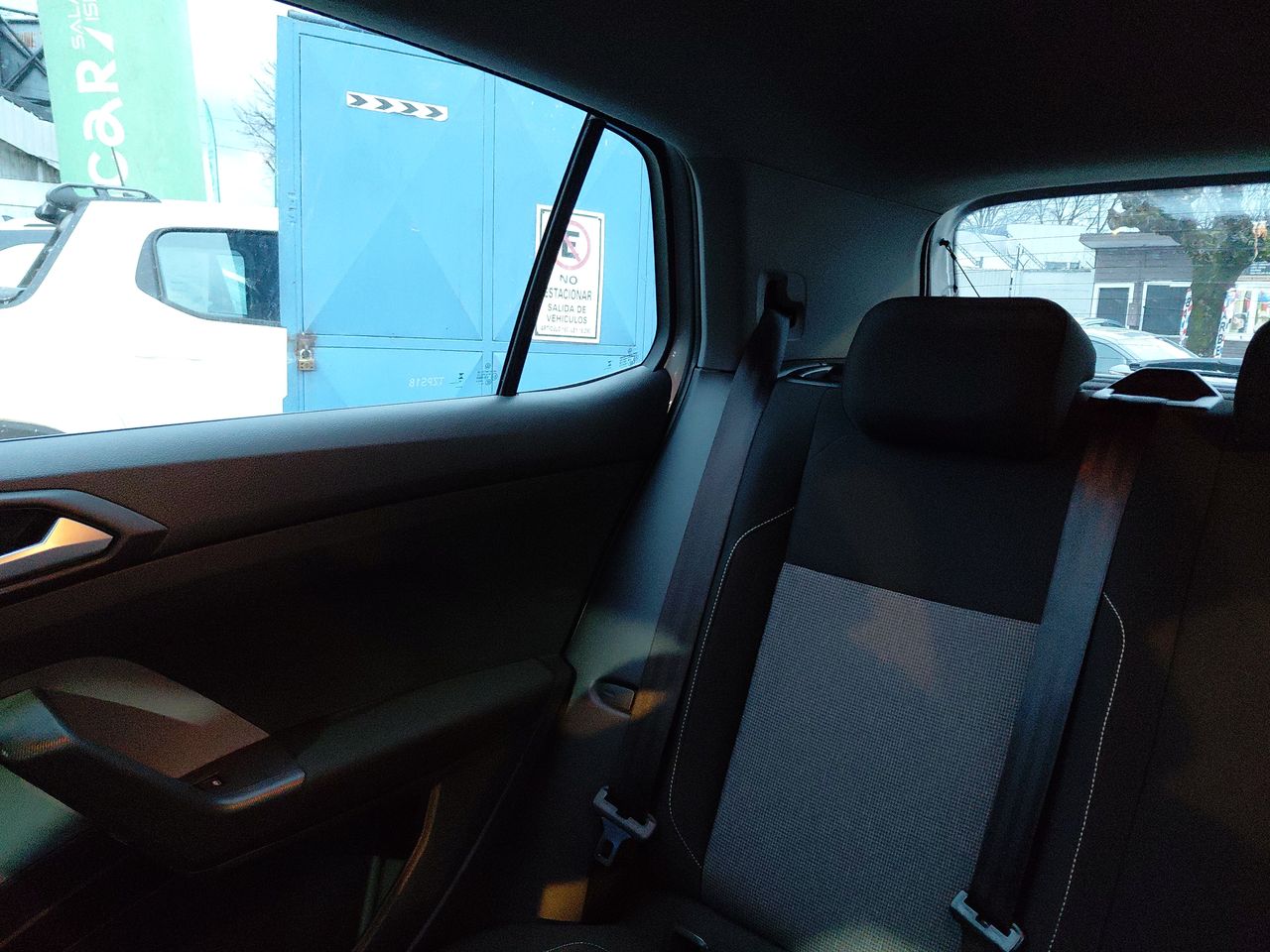Volkswagen T-Cross — foto 12 de 33