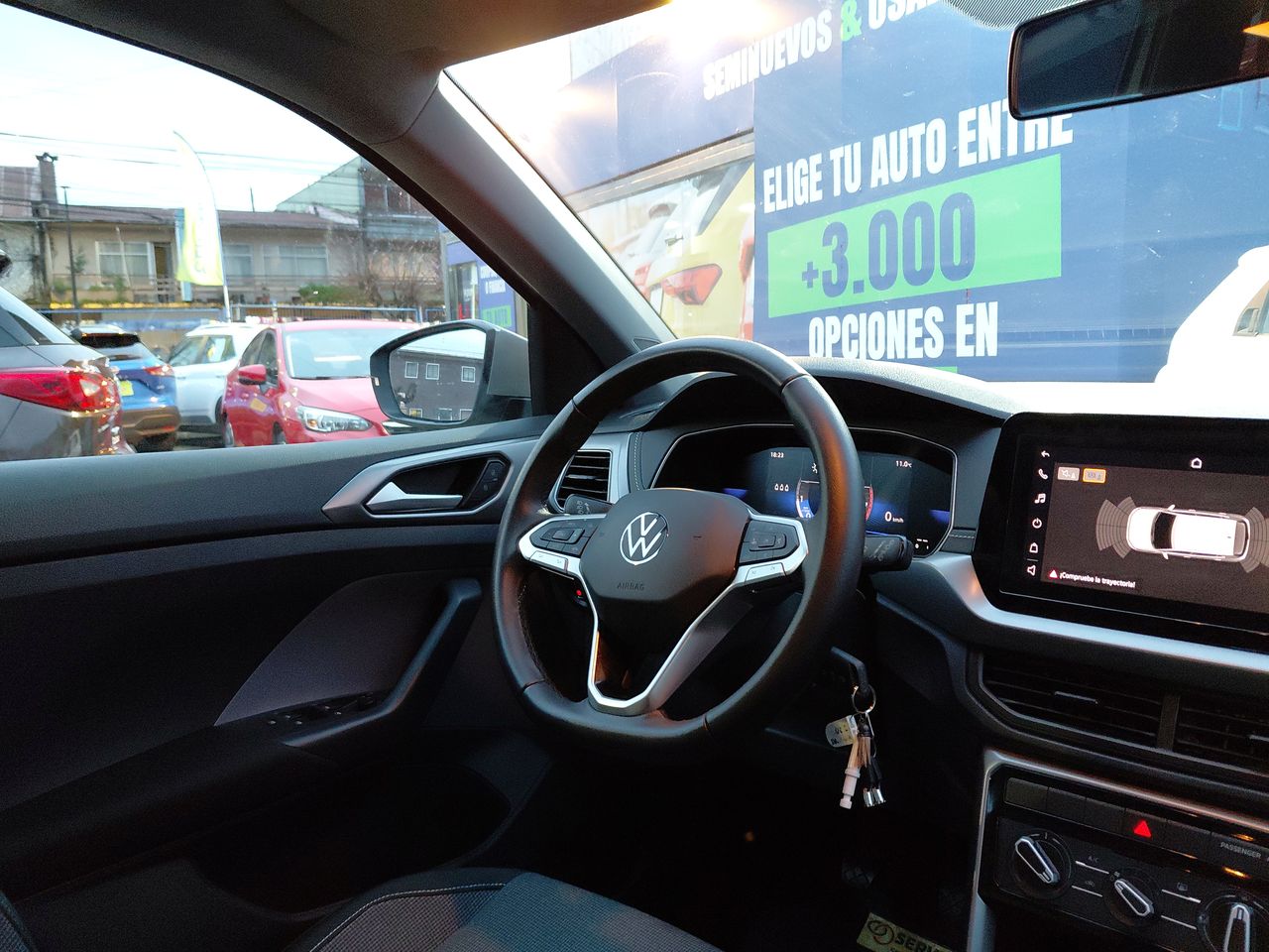 Volkswagen T-Cross — foto 15 de 33
