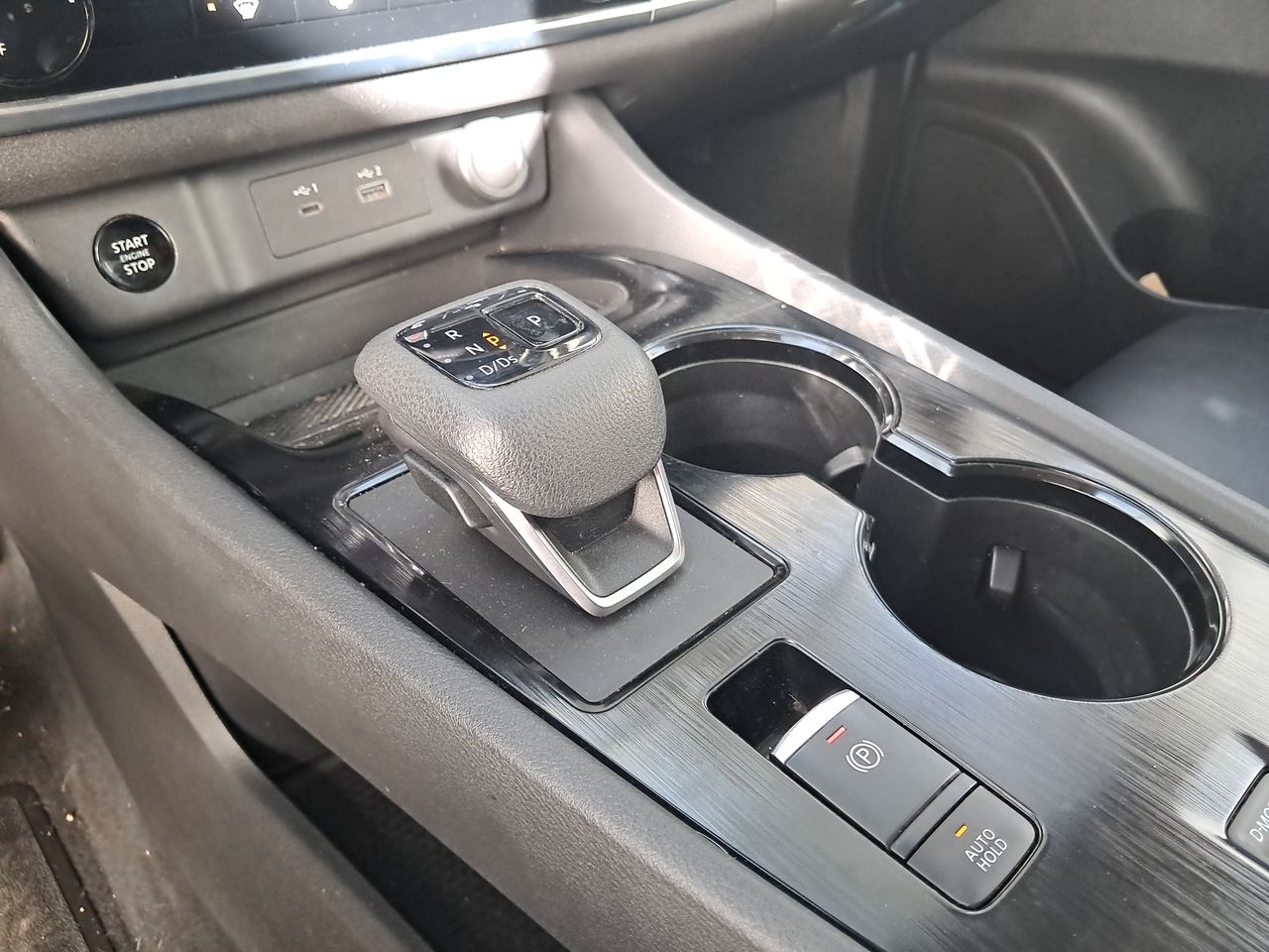 NISSAN - 28