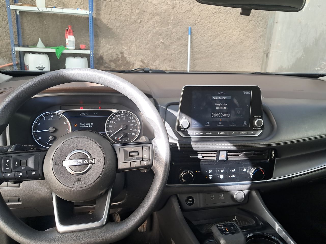 NISSAN - 29