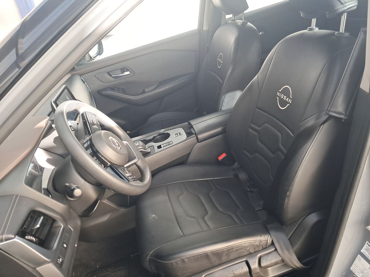 NISSAN - 21