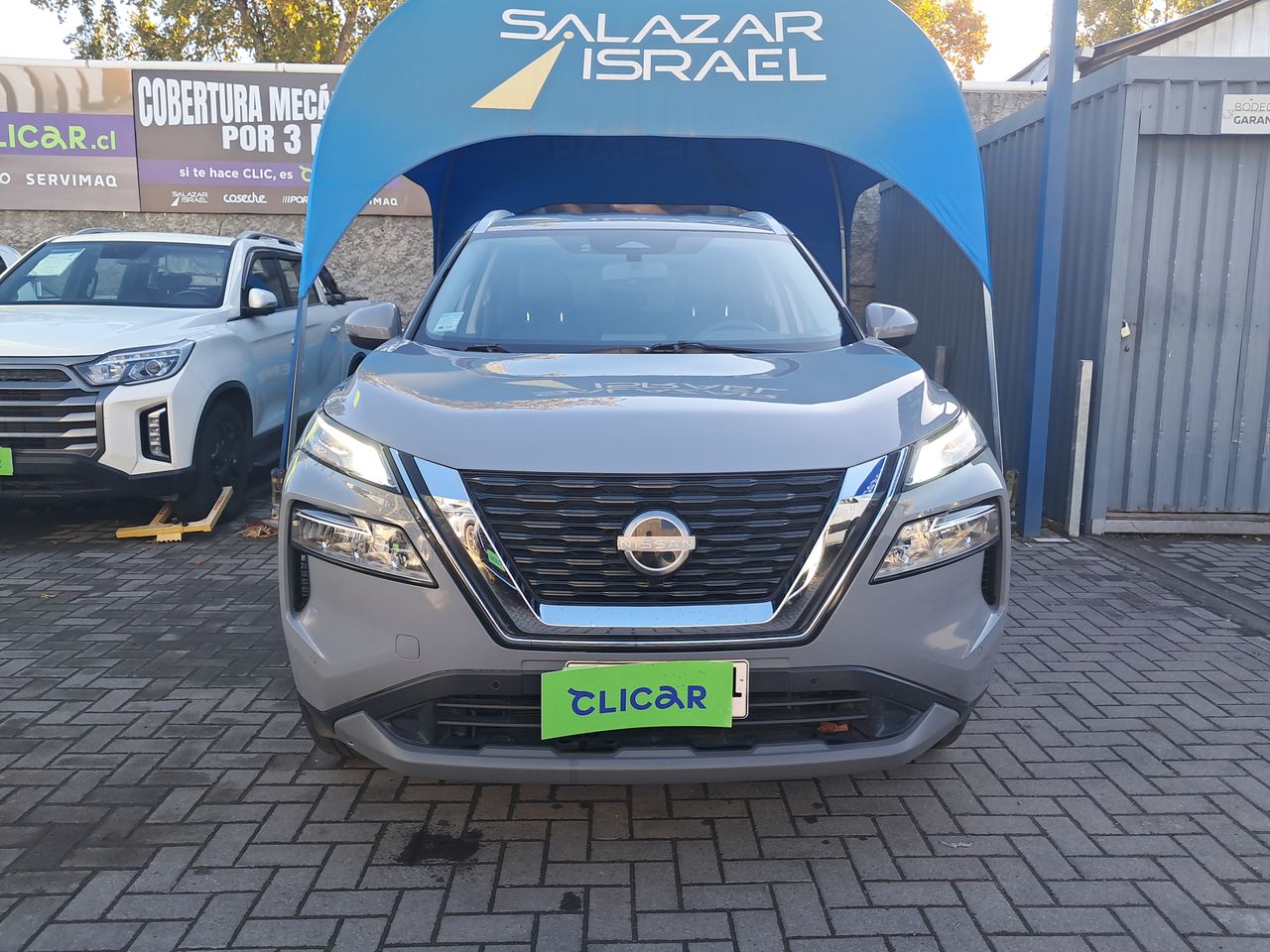 NISSAN - 2