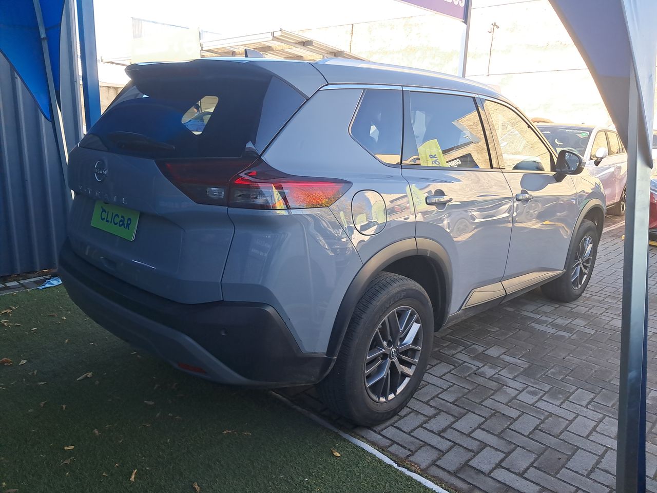 NISSAN - 7