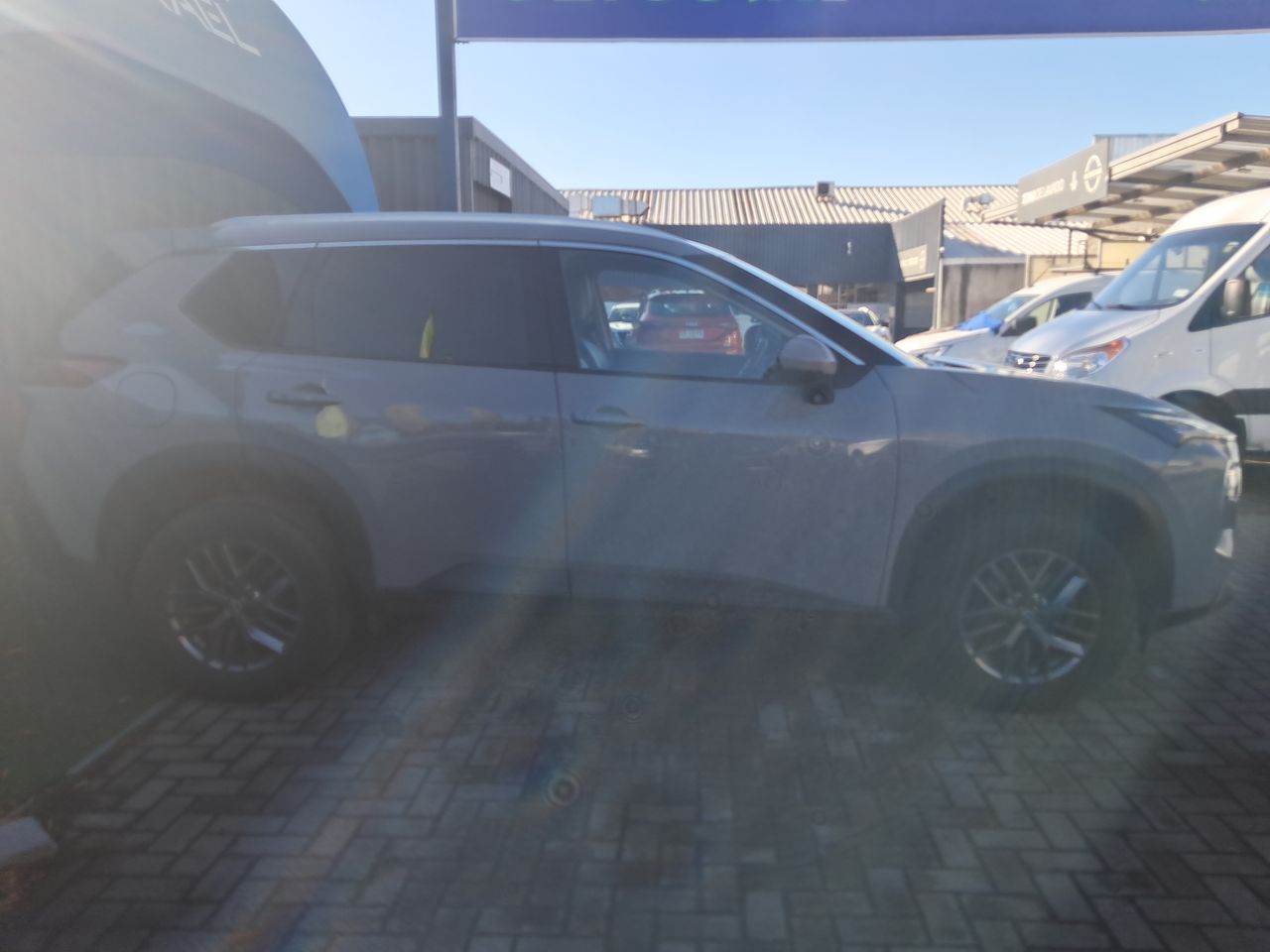 NISSAN - 8