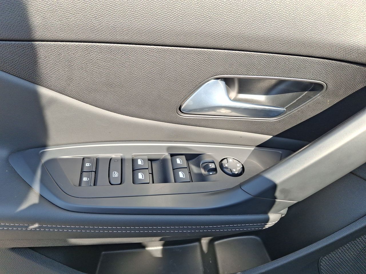 PEUGEOT - 22